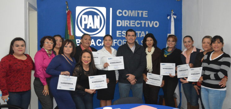 PAN BCS entrega nombramiento a coordinadoras para la Promoción Política de las Mujeres